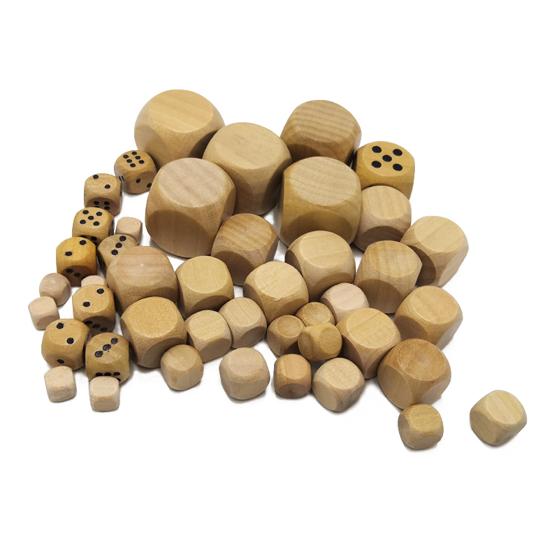 Professional production of wood dice / game toy dice / color size can be customized