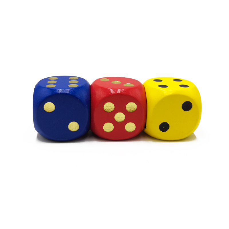 Professional production of wood dice / game dice / professional customized dice